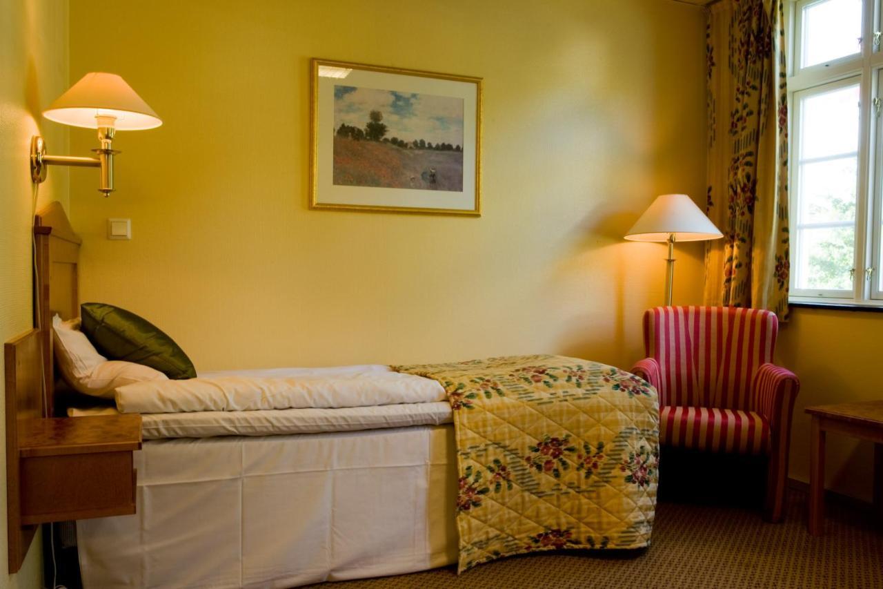 Ovre Sem Gard Hotel Asker Bagian luar foto